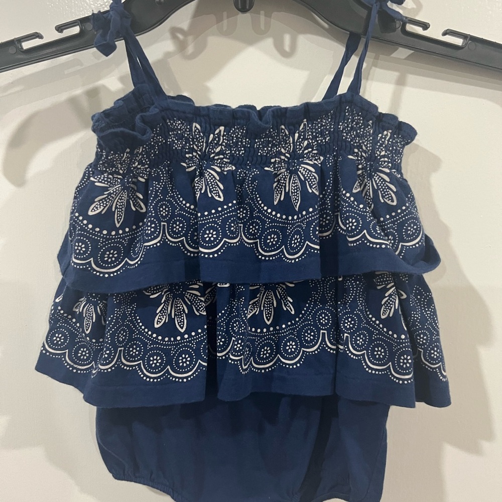 Ralph Lauren baby girl ruffled bubble. - Picture 2 of 3